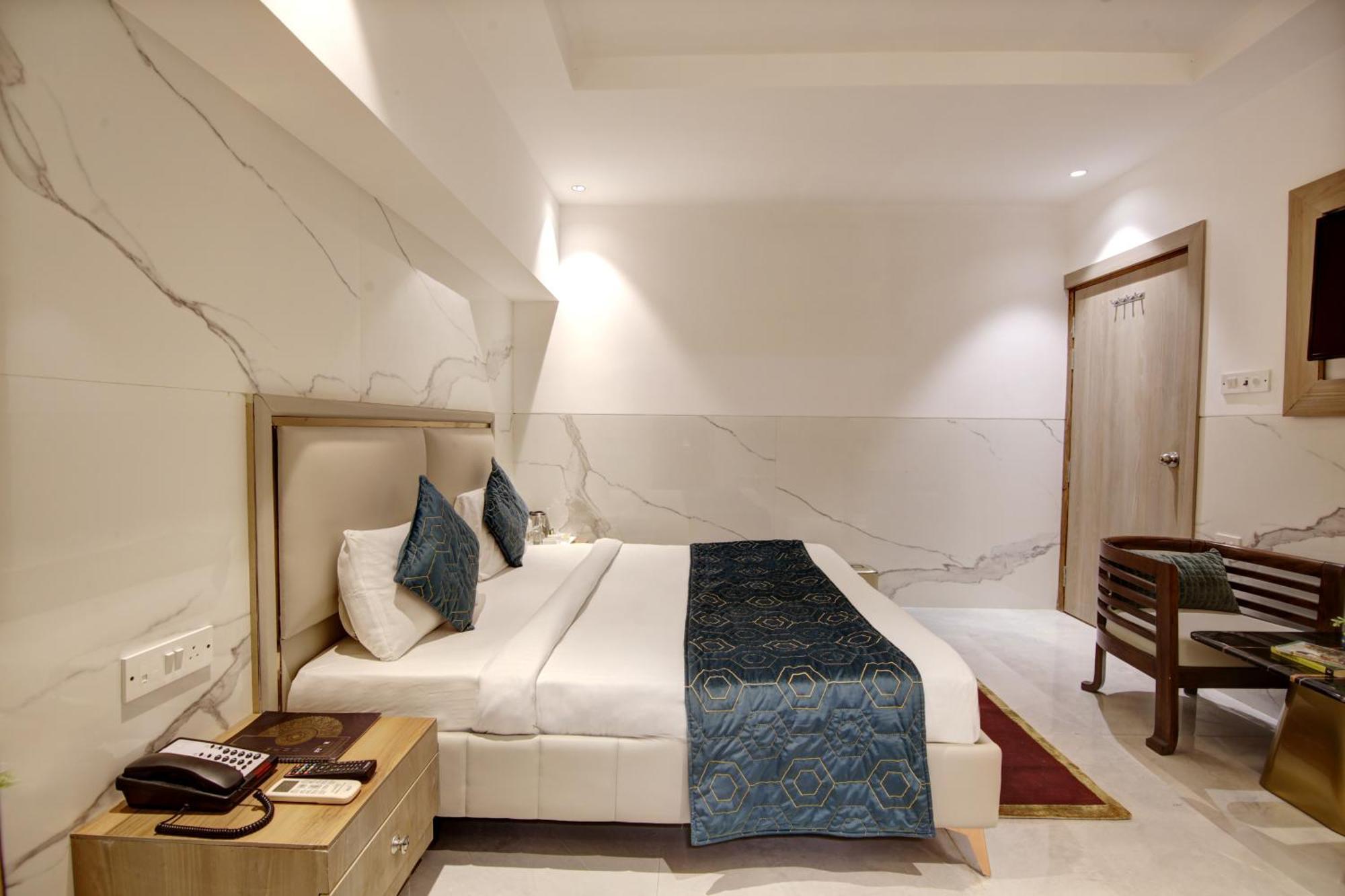 Hotel International Inn By Star Group - Near Delhi Airport Нью-Дели Экстерьер фото